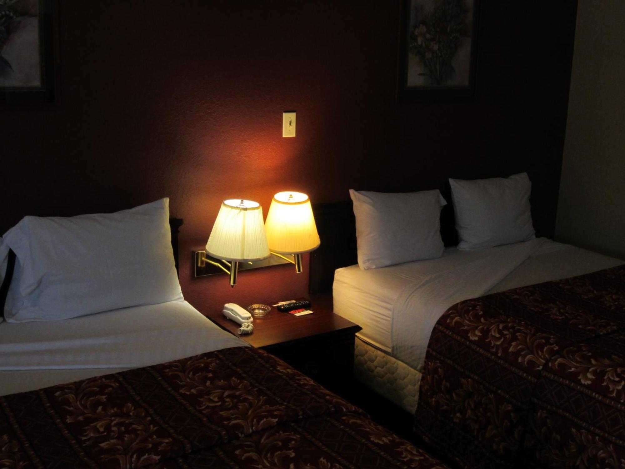 First Western Inn - Fairmont City Szoba fotó